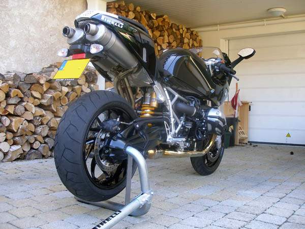 R1200S