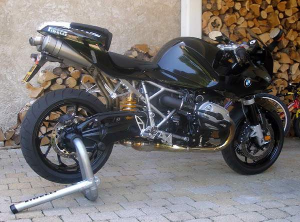 R1200S