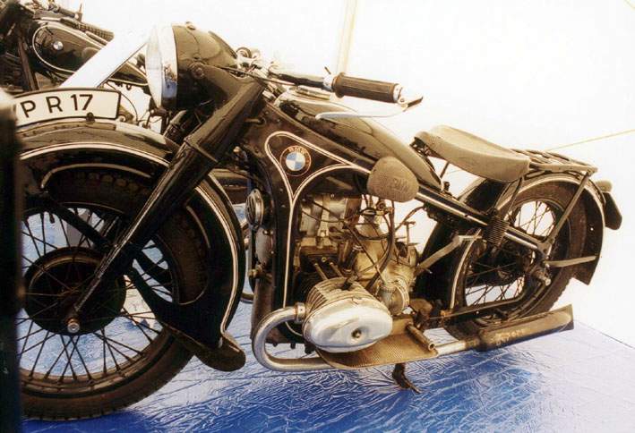 R17 (toujours avant Renault)
