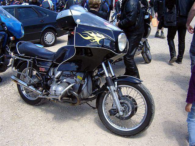 R90S